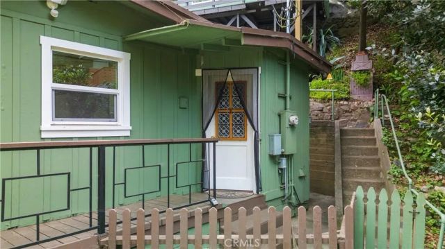 432 Fernwood Pacific, Topanga, CA 90290