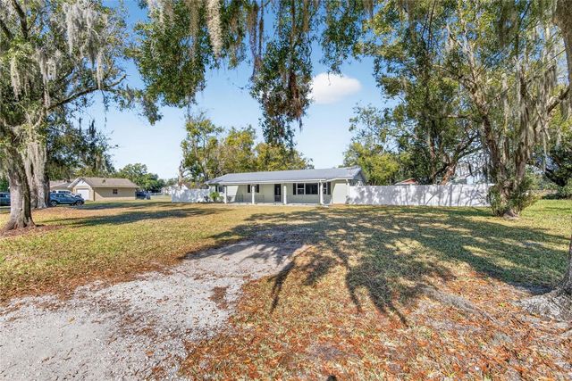 902 CHARLIE GRIFFIN ROAD, Plant City, FL 33566