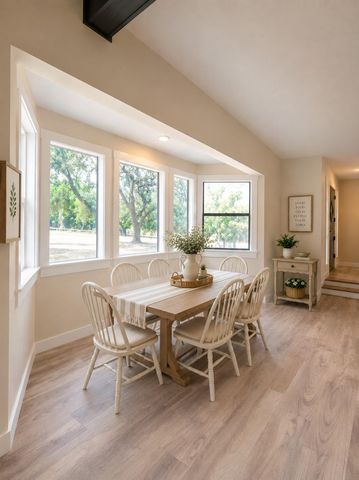 109 Cernosek RD, La Grange, TX 78945