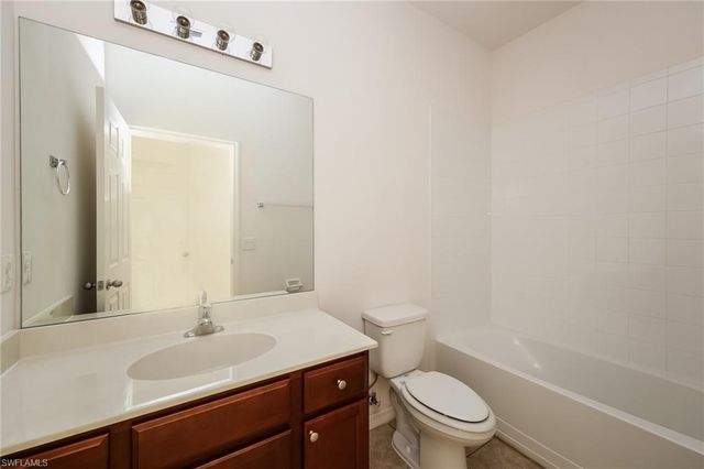 1631 SW 25th LN, Cape Coral, FL 33914