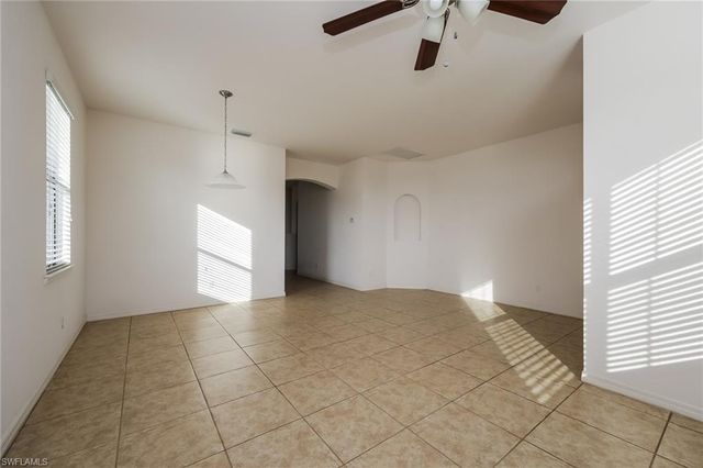 1631 SW 25th LN, Cape Coral, FL 33914