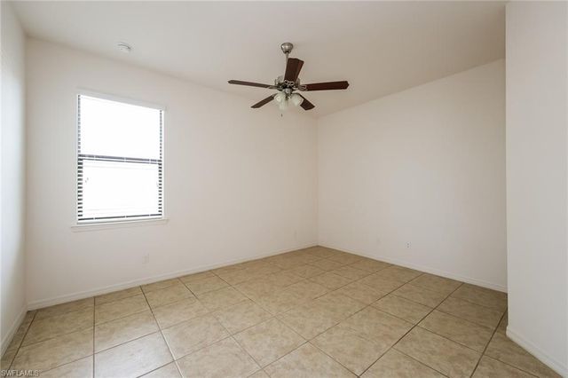 1631 SW 25th LN, Cape Coral, FL 33914