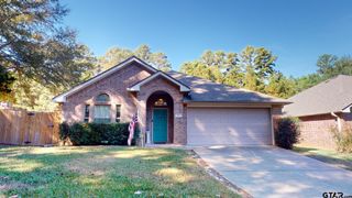 533 Skipping Stone Ln, Tyler, TX 75703