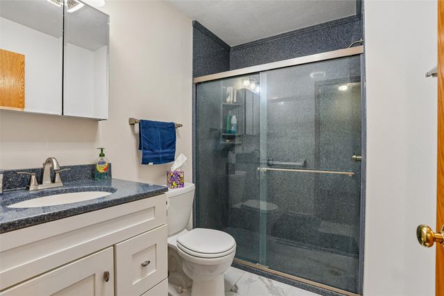 625 Reuel Avenue, Kellogg, IA 50135