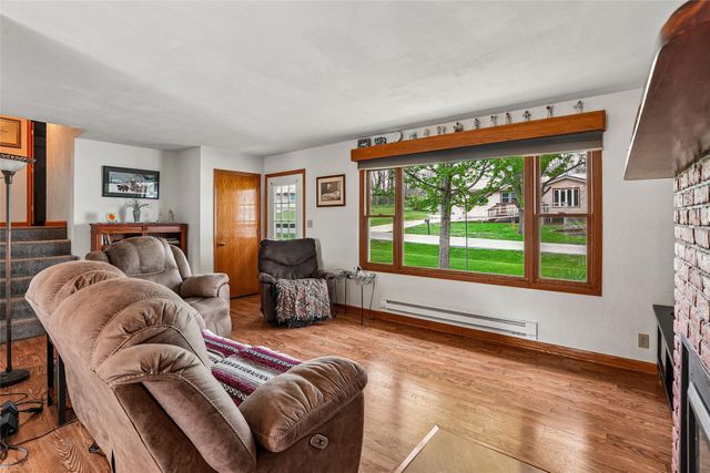 625 Reuel Avenue, Kellogg, IA 50135