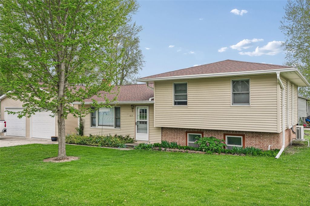 625 Reuel Avenue, Kellogg, IA 50135