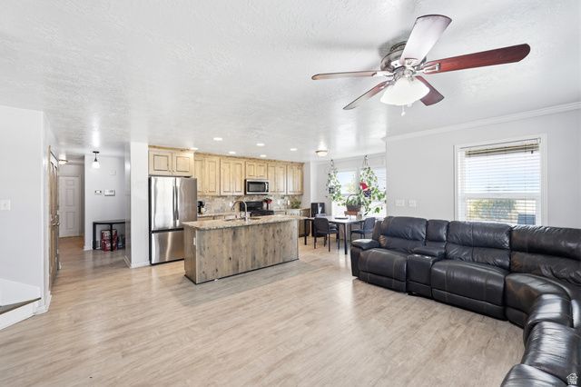 391 N 1750 E, Spanish Fork, UT 84660