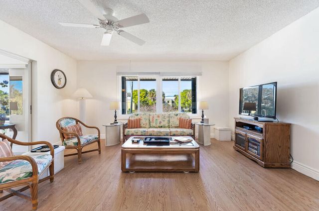 1800 SE Saint Lucie Boulevard 7-205, Stuart, FL 34996