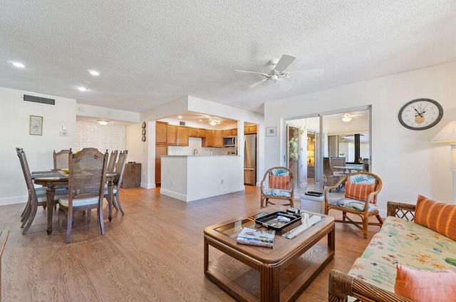 1800 SE Saint Lucie Boulevard 7-205, Stuart, FL 34996