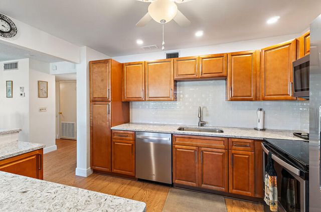 1800 SE Saint Lucie Boulevard 7-205, Stuart, FL 34996