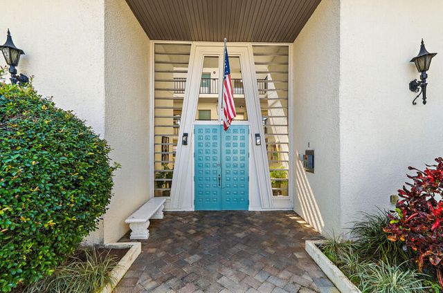 1800 SE Saint Lucie Boulevard 7-205, Stuart, FL 34996