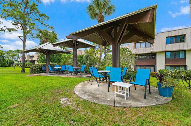 1800 SE Saint Lucie Boulevard 7-205, Stuart, FL 34996