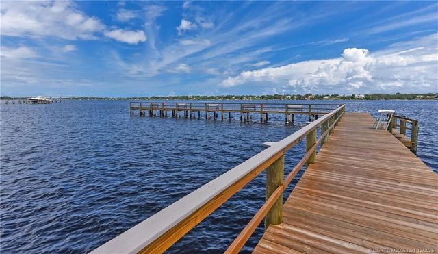 1800 SE Saint Lucie Boulevard 7-205, Stuart, FL 34996