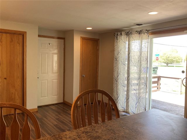 2504 Linwood SW, Cedar Rapids, IA 52404