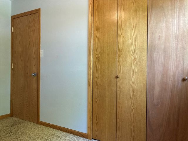 2504 Linwood SW, Cedar Rapids, IA 52404