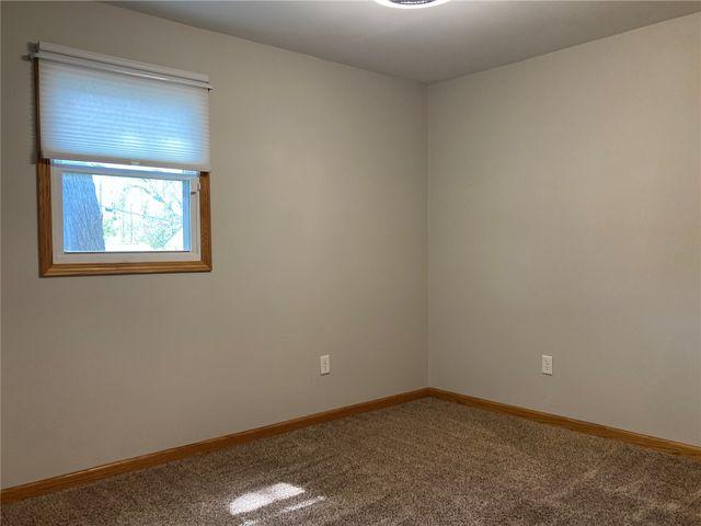 2504 Linwood SW, Cedar Rapids, IA 52404