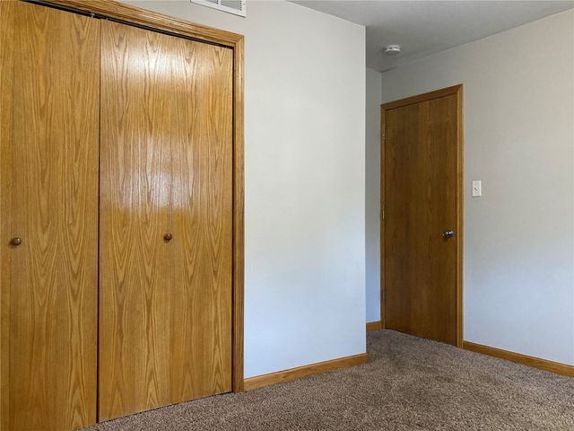 2504 Linwood SW, Cedar Rapids, IA 52404