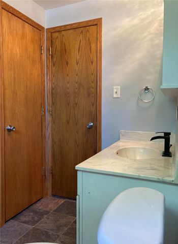 2504 Linwood SW, Cedar Rapids, IA 52404