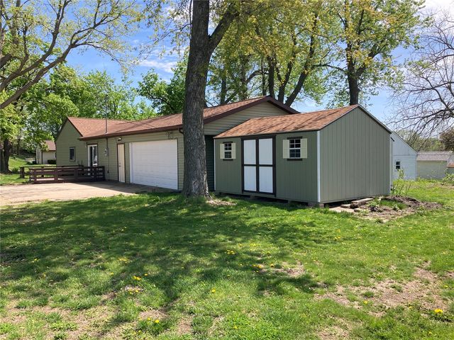 2504 Linwood SW, Cedar Rapids, IA 52404
