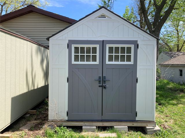 2504 Linwood SW, Cedar Rapids, IA 52404