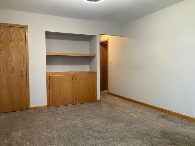 2504 Linwood SW, Cedar Rapids, IA 52404