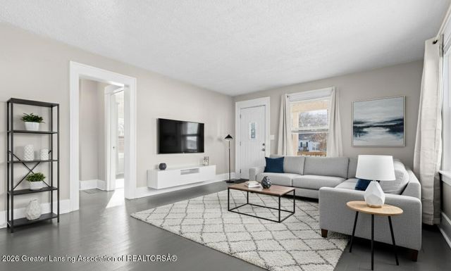 2201 S Pennsylvania Avenue, Lansing, MI 48910