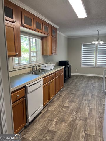 48 Pinecrest Drive, Newnan, GA 30263