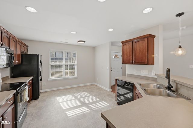 1925 Grassy Banks Drive, Raleigh, NC 27610