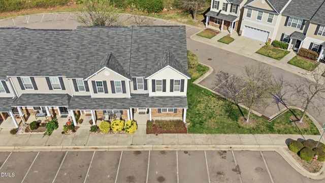 1925 Grassy Banks Drive, Raleigh, NC 27610