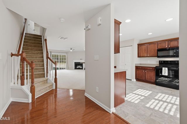 1925 Grassy Banks Drive, Raleigh, NC 27610