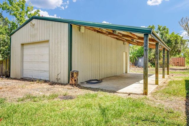 7223 Highland Road, Santa Fe, TX 77517
