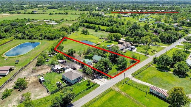 7223 Highland Road, Santa Fe, TX 77517
