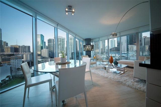 92 SW 3rd St 1801, Miami, FL 33130