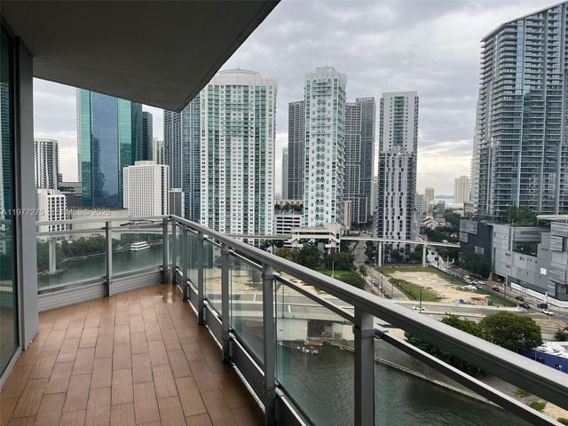 92 SW 3rd St 1801, Miami, FL 33130