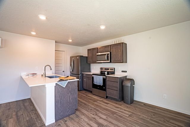 10331 W Sorenstam Rd, Cheney, WA 99004