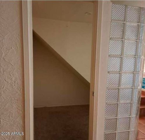 2664 N 43rd Avenue Apt B, Phoenix, AZ 85009