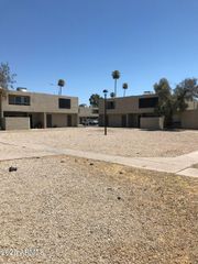 2664 N 43rd Avenue Apt B, Phoenix, AZ 85009