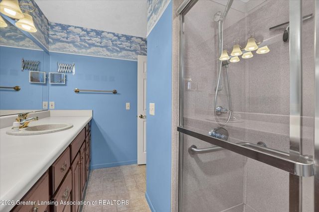 1310 Glenhurst Lane, East Lansing, MI 48823