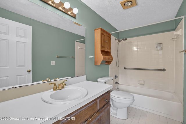 1310 Glenhurst Lane, East Lansing, MI 48823