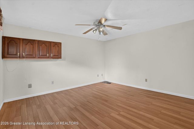 1310 Glenhurst Lane, East Lansing, MI 48823