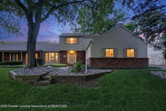 1310 Glenhurst Lane, East Lansing, MI 48823