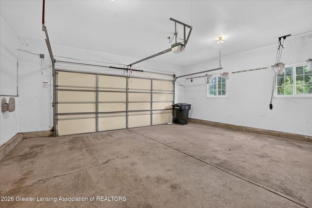 1310 Glenhurst Lane, East Lansing, MI 48823