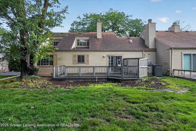 1310 Glenhurst Lane, East Lansing, MI 48823