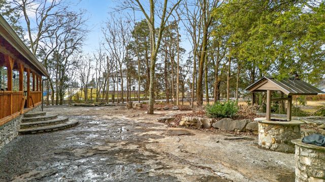 719 Hancock Ln, Lebanon, TN 37087