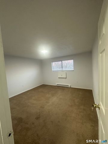 149 Canton Street 18, West Haven, CT 06516