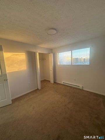 149 Canton Street 18, West Haven, CT 06516