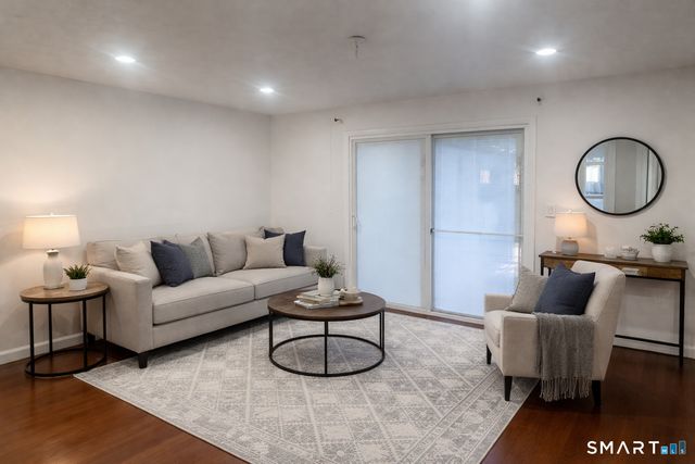 149 Canton Street 18, West Haven, CT 06516