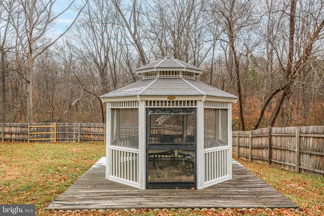 6517 DEERSKIN DR, Fredericksburg, VA 22407