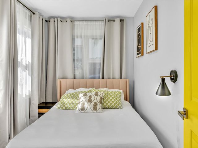 525 Westwood Road, West Palm Beach, FL 33401