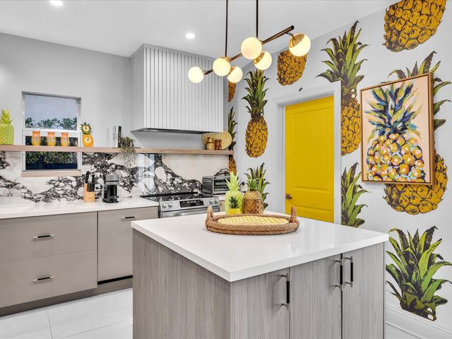 525 Westwood Road, West Palm Beach, FL 33401